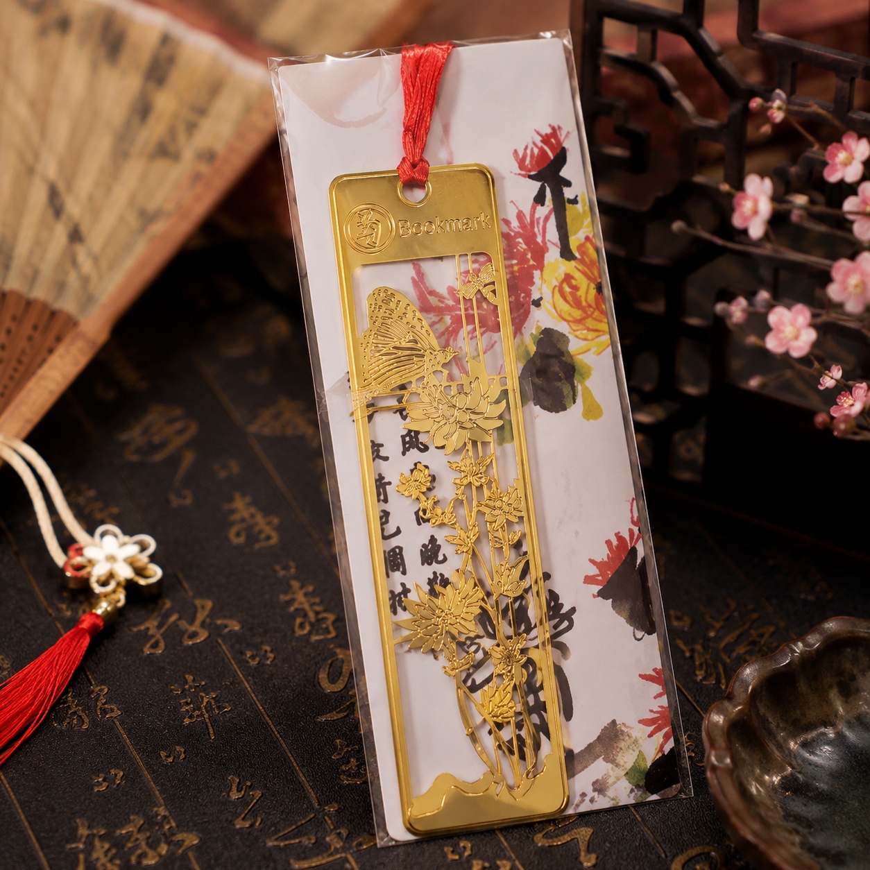 Металева закладка «Chinese Elegance» метелик і хризантема