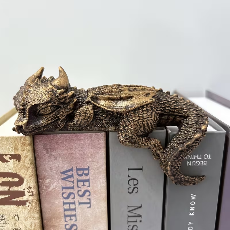 Статуетка “Sleeping Dragon” декоративний дракон для книжкової полиці