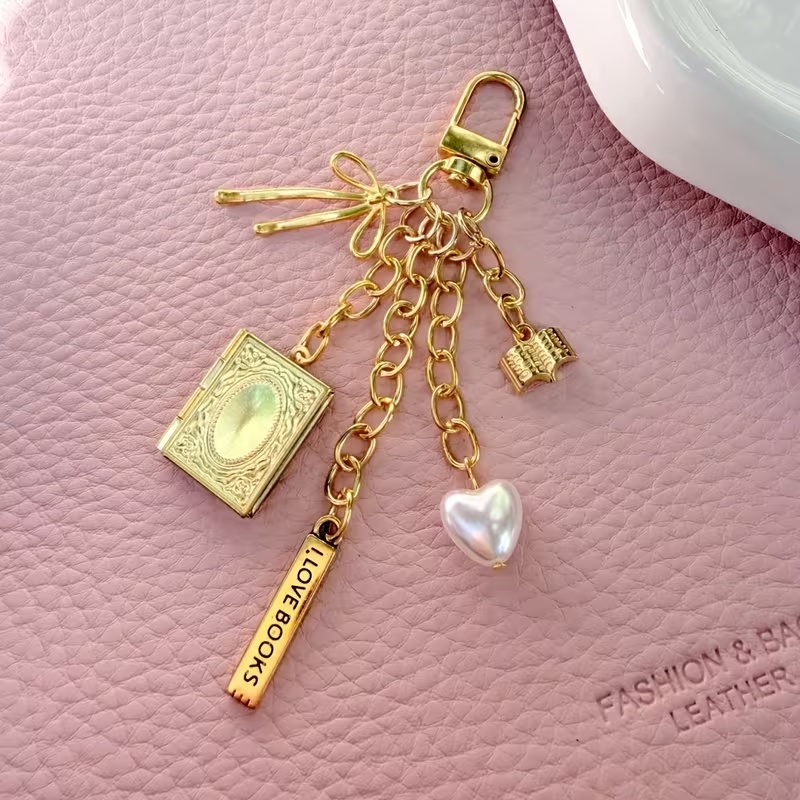 Брелок “Love Books” vintage book charm із перлиною та книжкою