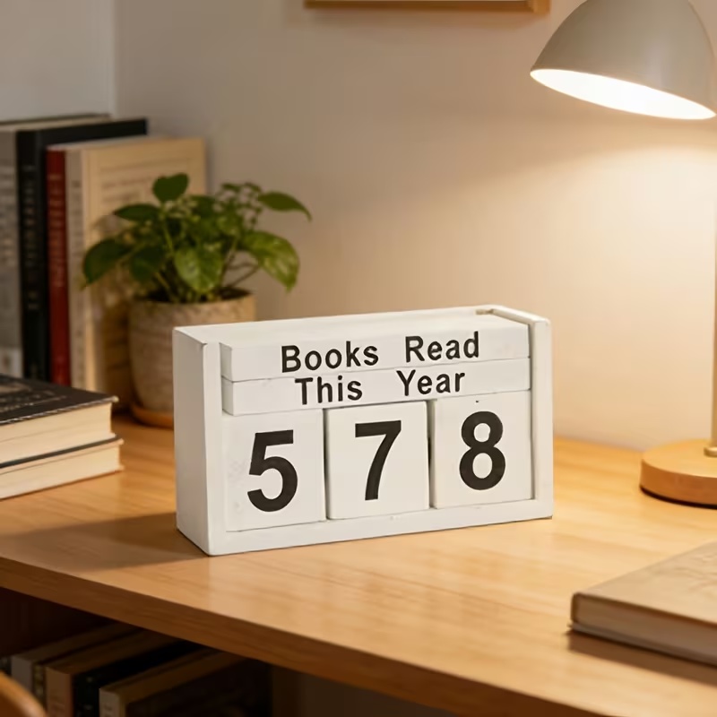 Дерев’яний лічильник прочитаних книг “Books Read This Year” білий